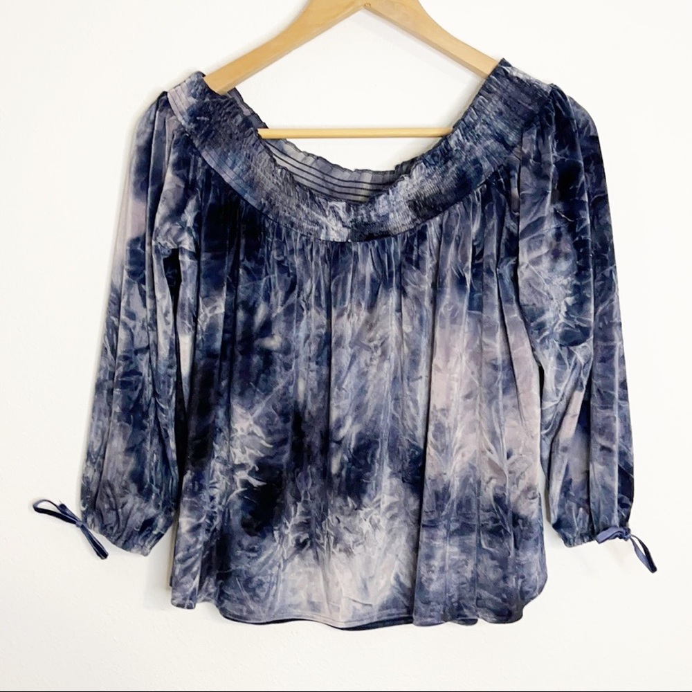 American Eagle velvet off the shoulder top M